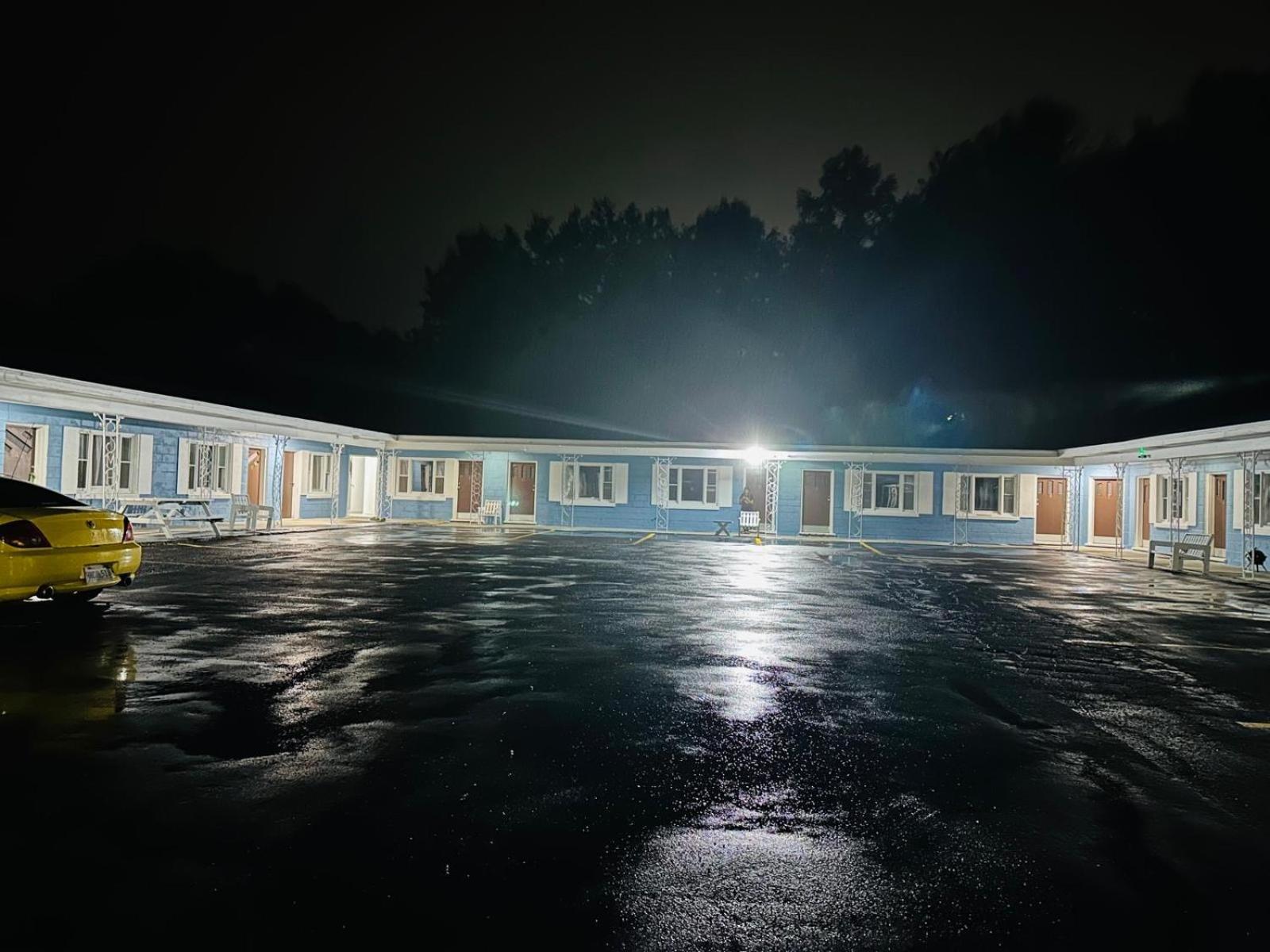 Stiles Motel Hill View Woodstock Exterior photo
