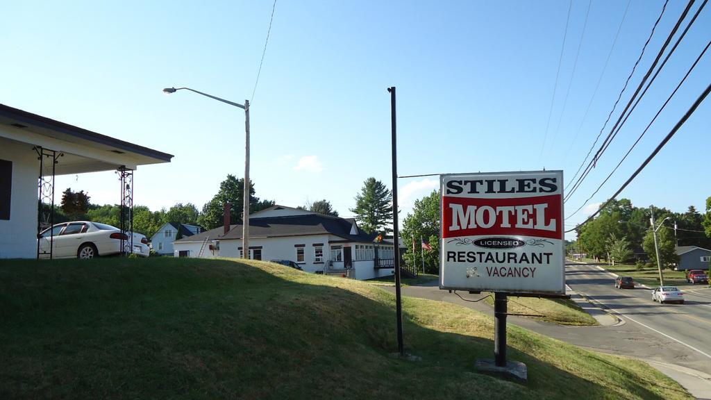 Stiles Motel Hill View Woodstock Exterior photo